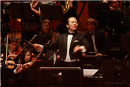 Karl Conduting "Heavenly Song Concert" on 17th June 2012 at Sydney Opera House